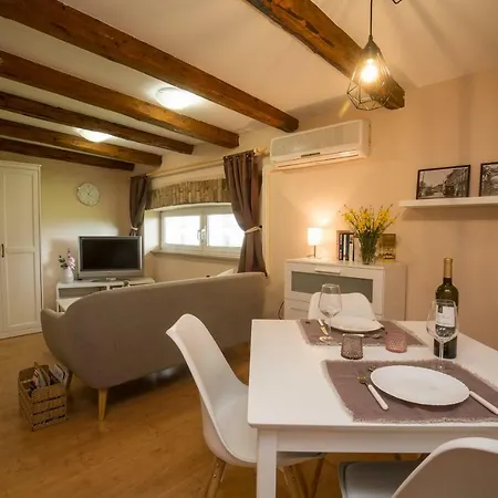 Studio Malu Apartment *